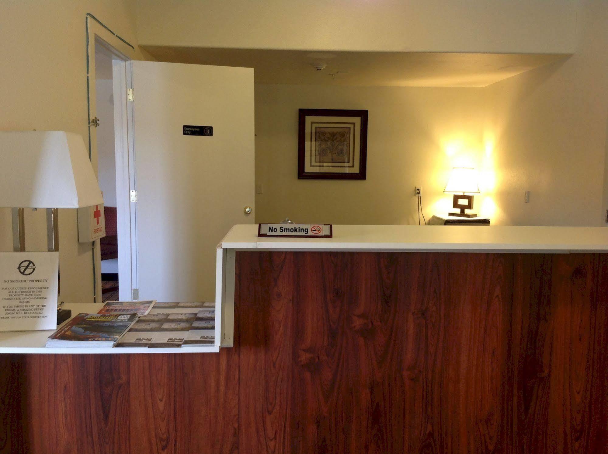 רידג'קרסט America Inn & Suites מראה חיצוני תמונה